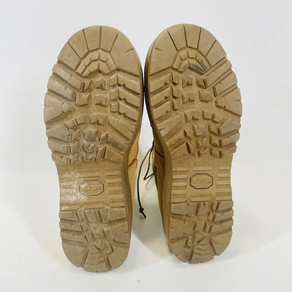 US Army Hot Weather Combat Boots Coyote Tan Suede Vibram 7.5W SPE1C1-17-D-1004